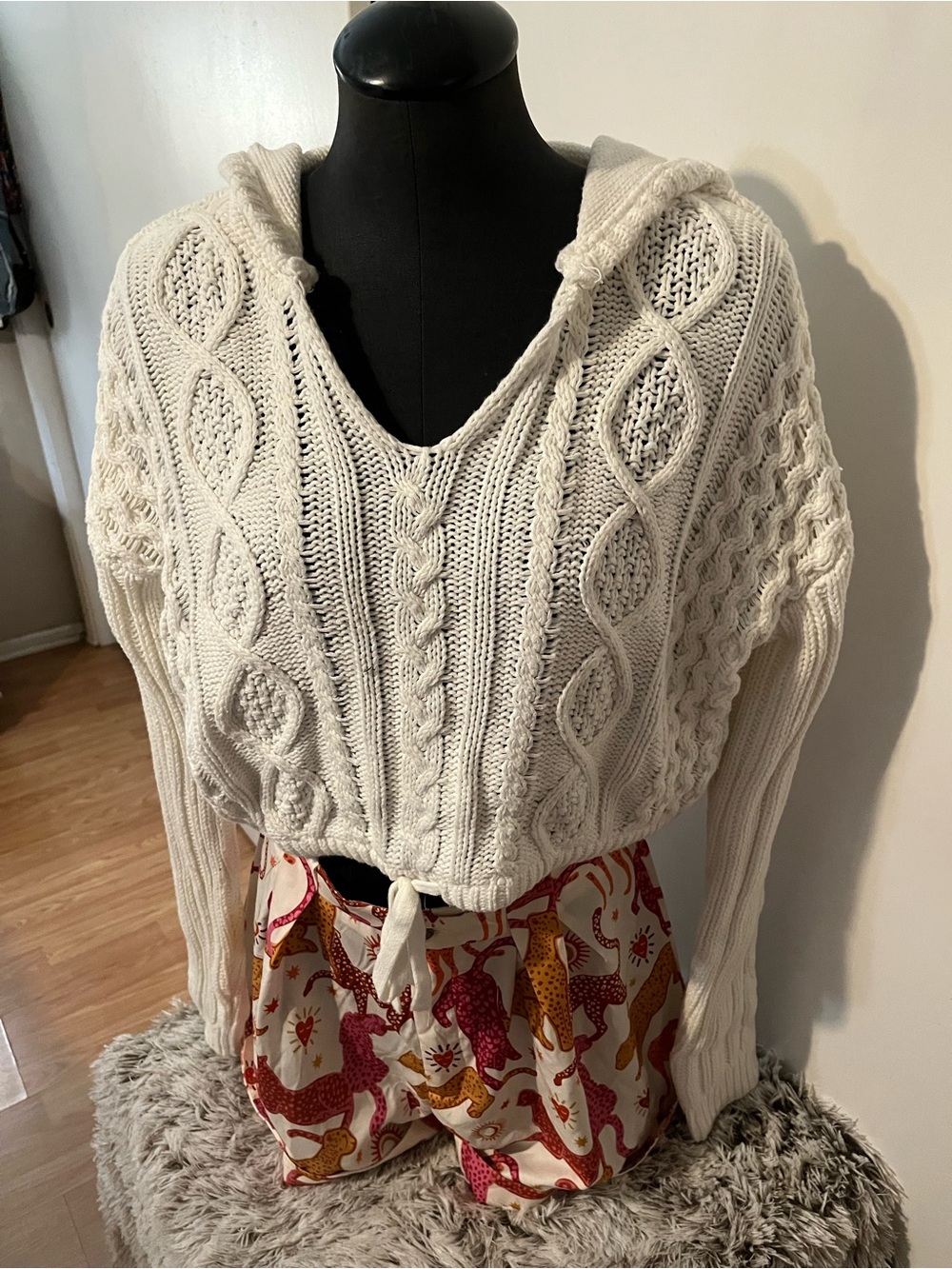 Aeropostale Cream Cable-Knit V-Neck Hooded Sweater